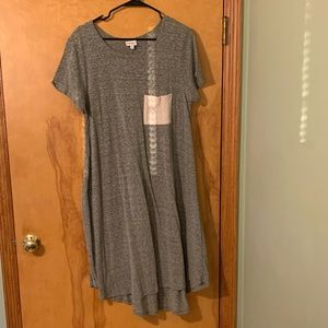 EUC Sz. L LuLaRoe Carly